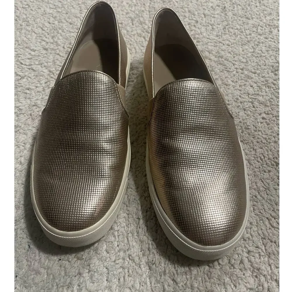 Vince Blair 5 Slip On Shoes Perforated Metallic Womens Size 6.5 Taupe MSRP $195